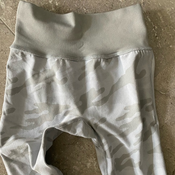 NWOT Ryderwear Camo Seamless High Waisted Leggings - S Light Grey Camoflaugr - Picture 14 of 16